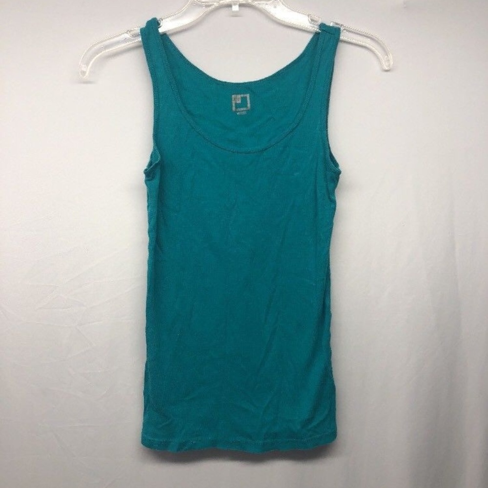 Turquoise tank top size medium